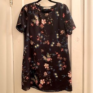 Floral shift dress